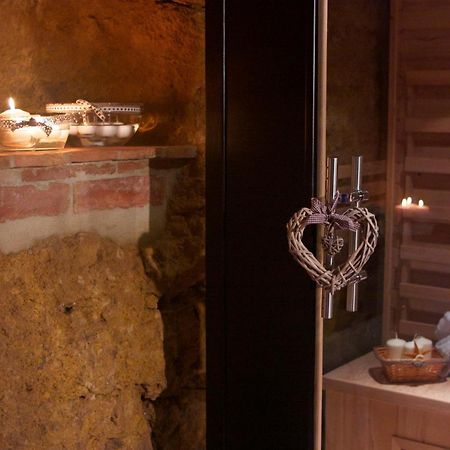 Il Giglio B&B ปีเอนซา ภายนอก รูปภาพ