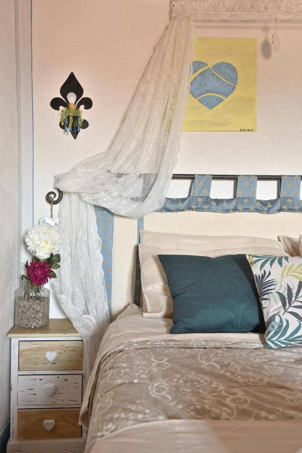 Il Giglio B&B ปีเอนซา ภายนอก รูปภาพ