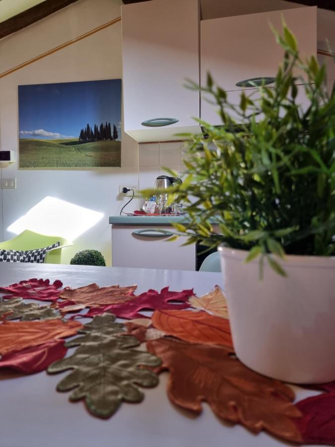 Il Giglio B&B ปีเอนซา ภายนอก รูปภาพ
