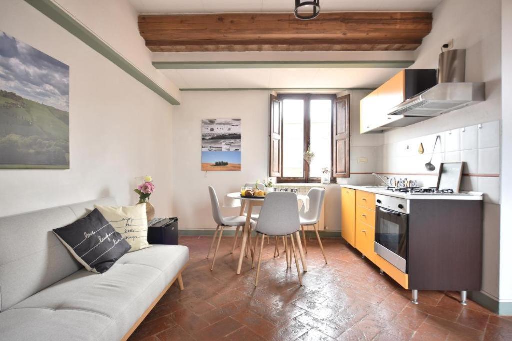 Il Giglio B&B ปีเอนซา ภายนอก รูปภาพ