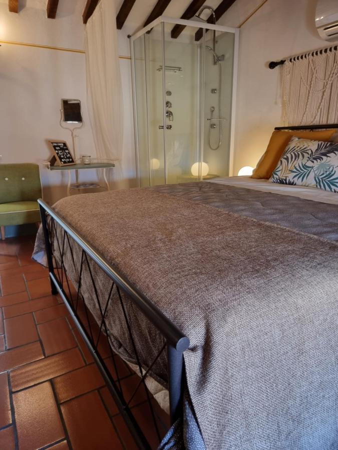 Il Giglio B&B ปีเอนซา ภายนอก รูปภาพ