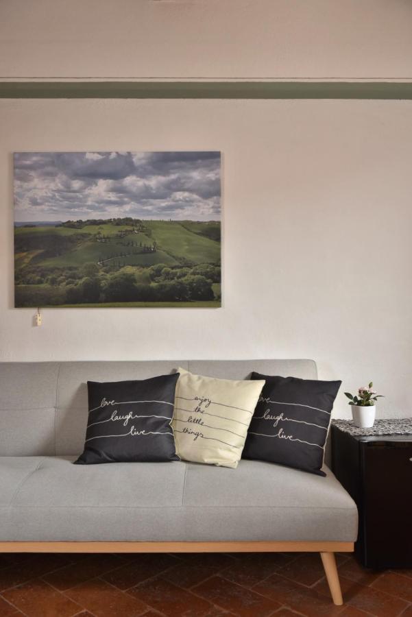 Il Giglio B&B ปีเอนซา ภายนอก รูปภาพ