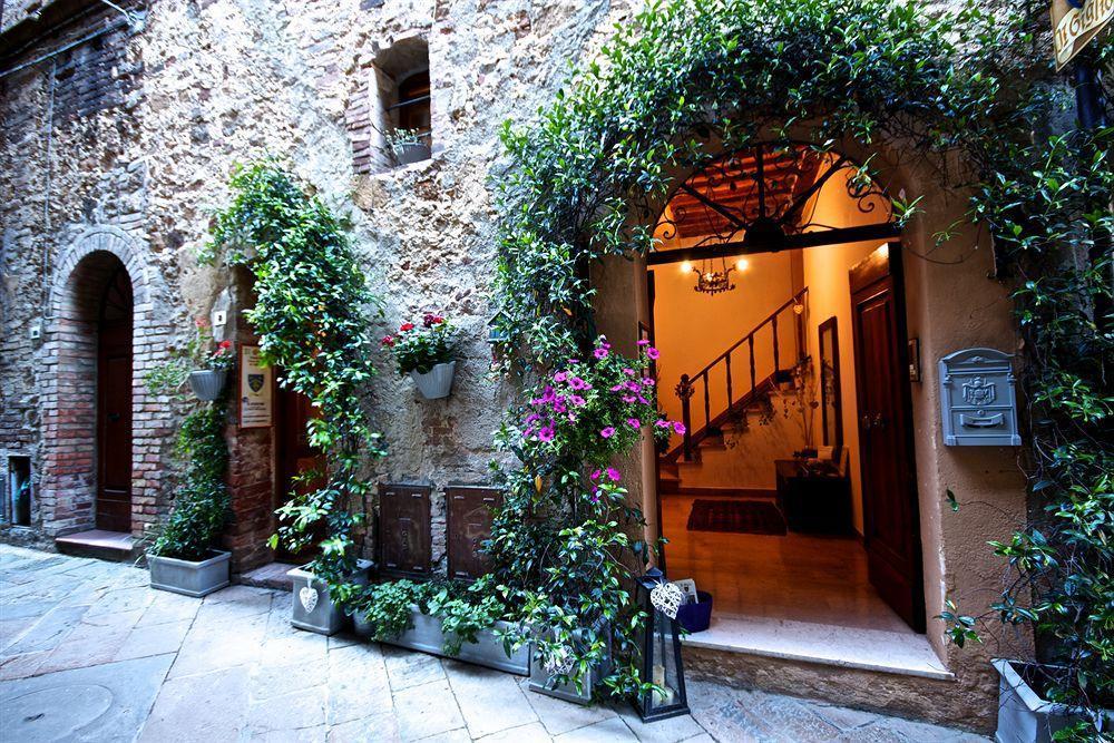 Il Giglio B&B ปีเอนซา ภายนอก รูปภาพ